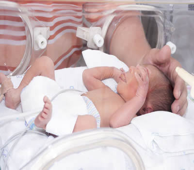 Acesso Venoso na UTI Pediátrica e Neonatal